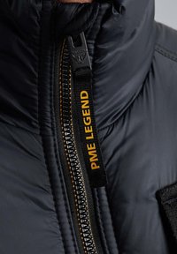 PME Legend AVIZER BODYWARMER - Weste - salute