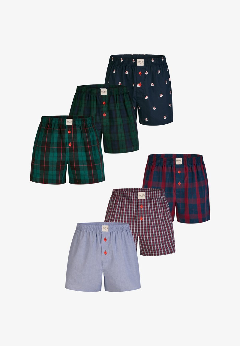 Sada šesti párů pánských boxerek: různé barvy a vzory, včetně kostkovaného a tištěného designu, s elastickými pasy a knoflíkovými akcenty.
