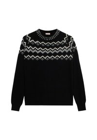 Suéter de punto negro con cuello redondo, que presenta un patrón decorativo de zigzagueo en gris y blanco, y adornado con tachuelas plateadas alrededor del escote.