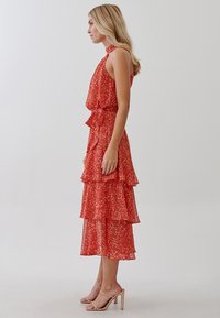 TUSSAH TONYA MIDI - Denné šaty - red lurex abstract