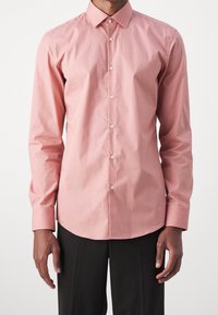 Lichtroze blazer met lange mouwen en een button-down kraag, gemaakt van gladde stof, met een slim fit en subtiele glans.