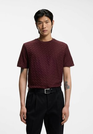 T-shirt con stampa - red four