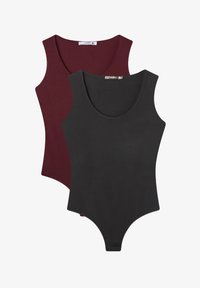 Selezionato, 1x Black, 1x Bordeaux