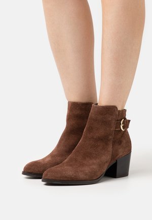 Anna Field, Boots à talons - cognac