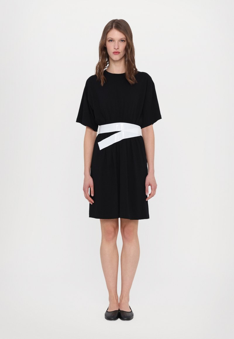 MM6 Maison Margiela - Robe de jour - black, Agrandir