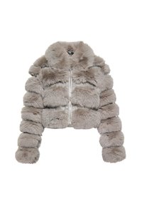 Syntetická kráčející bunda v světle šedé barvě. Horizontální plyšové panely, vysoký límec a přední zip. Disponuje měkkou strukturou a zakulacenými rukávy.