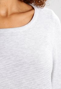 Cartoon Stickad tröja - light grey