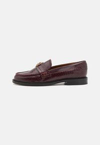 AUDEEMBOSSED - Chaussons - bordeaux