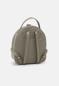 Pinko LOVE CLICK CLASSIC - Turistinė kuprinė - taupe