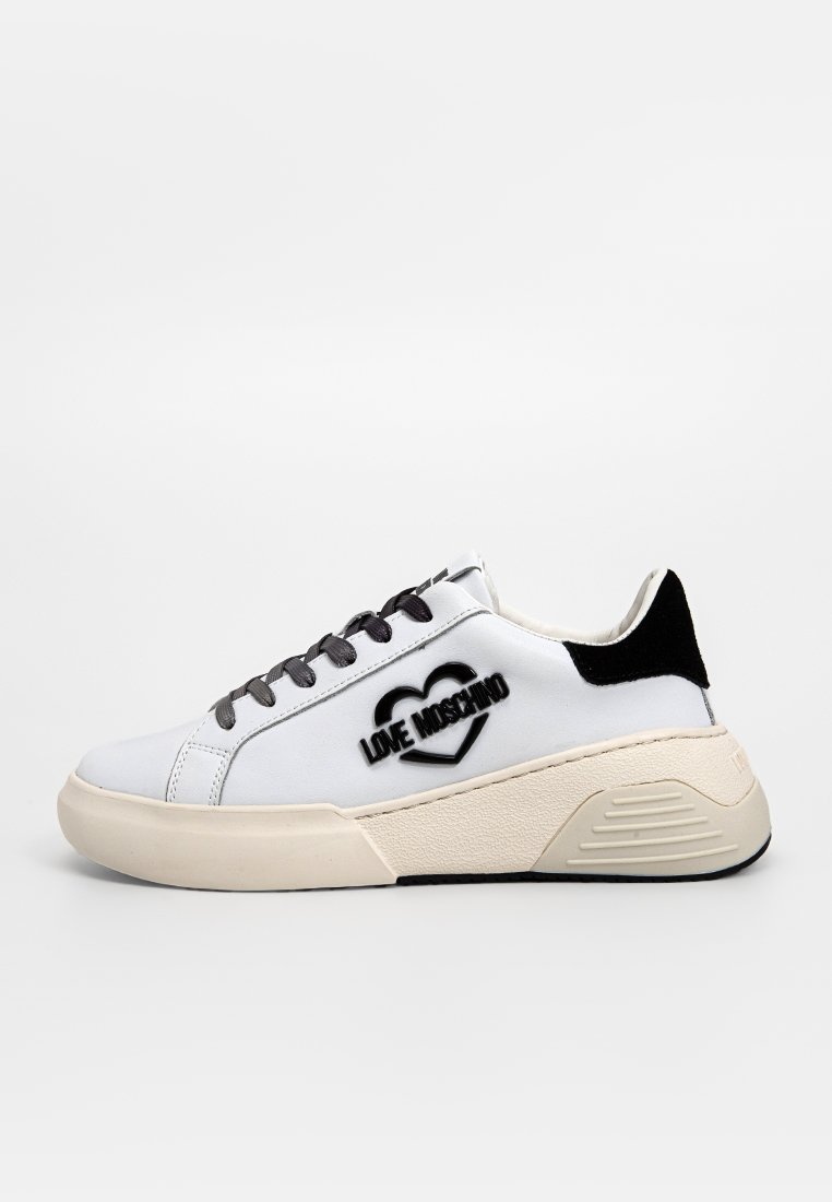 Love Moschino Sneakers laag crème Love Moschino Sneakers laag crème