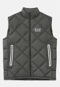 Valitud, black