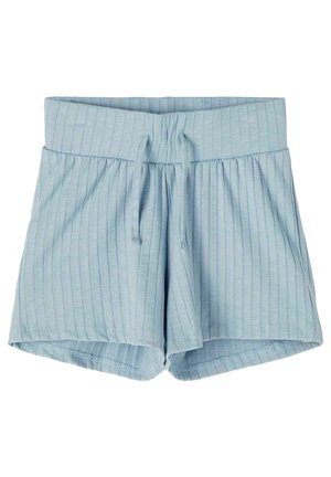 Jasnoniebieskie prążkowane spodenki z szerokim elastycznym pasem i sznurkiem, o luźnym kroju i krótkiej długości.