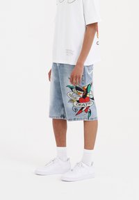 Ed Hardy TRUE TILL DEATH - Farkkushortsit - bleach