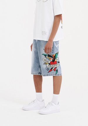 Ed Hardy TRUE TILL DEATH - Denim shorts - bleach