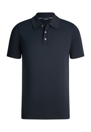 Dunkelblaues Kurzarm-Poloshirt mit Kragen und Drei-Knopf-Leiste, mit einem kleinen Markenlabel auf der Innenseite des Kragens.