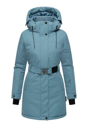 Lys blå isolert jakke med hette, justerbare snorstrammer, belte i midjen, glidelåslommer og svarte mansjetter for ekstra varme.