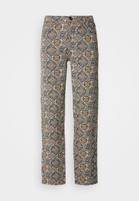 Pantalon à jambes droites avec motif floral en carreaux noir, blanc et moutarde, fermeture par bouton et fermeture éclair, et poches avant.