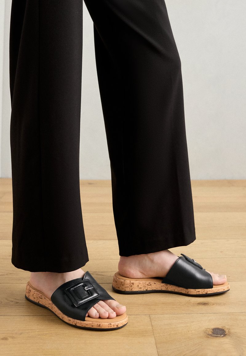 Ciabatta Donna GABOR Comfort 62.820.50 - Design Elegante Con Sostegno Plantare Anatomico