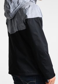 Columbia Regnjacka - black