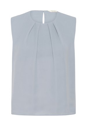 Blouse sans manches bleu clair en tissu lisse, dotée de plis sur le devant et d'une petite ouverture en forme de clé dans le dos. Design simple avec une coupe décontractée.