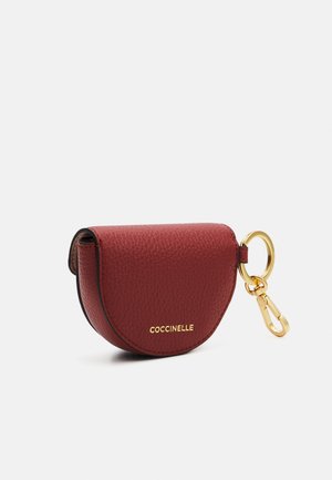COCCINELLE BEAT SOFT - Klíčenka - acero