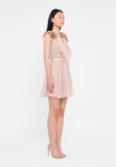 Ida Sjöstedt JELENA DRESS - Cocktailjurk - nude