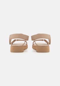 Even&Odd Wide Fit Sandaalid - beige