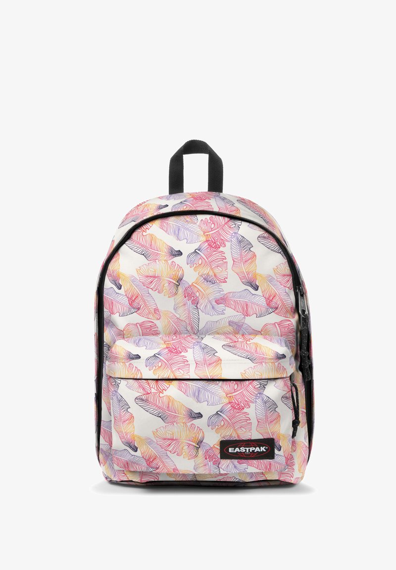 Eastpak OUT OF OFFICE - Mochila - brize grade white