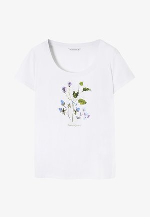 Biała bawełniana koszulka z okrągłym dekoltem i krótkimi rękawami, zdobiona botanicznym nadrukiem wielokolorowych kwiatów i liści. Miękka tekstura.