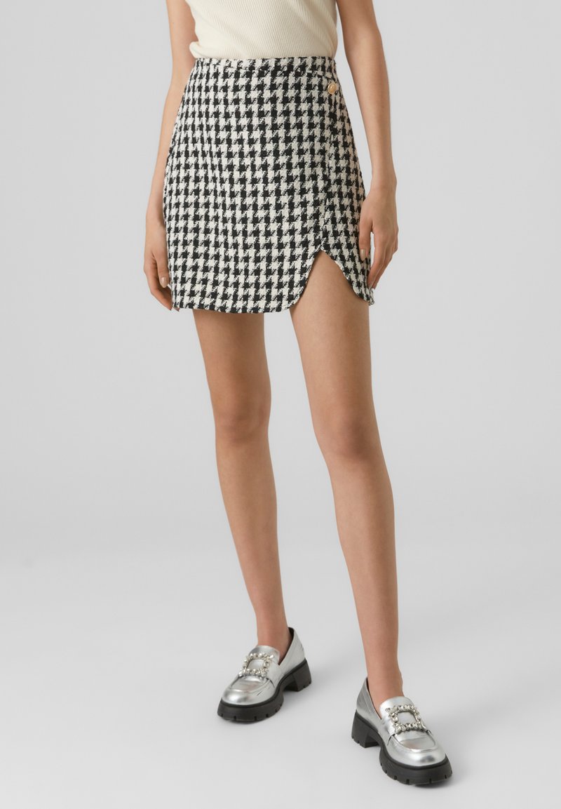 Vero Moda VMPAIGE HOUNDSTOOTH WRAP SKIRT Minirock black/white