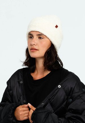 Bickley+Mitchell Beanie - linen