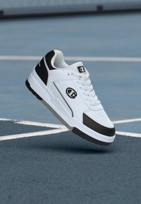 Non selezionato, white/black/grey