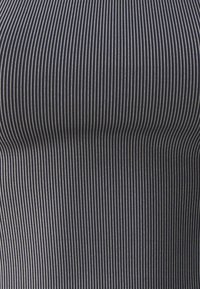 Calvin Klein Swimwear CROP - Accesoriu plajă - black