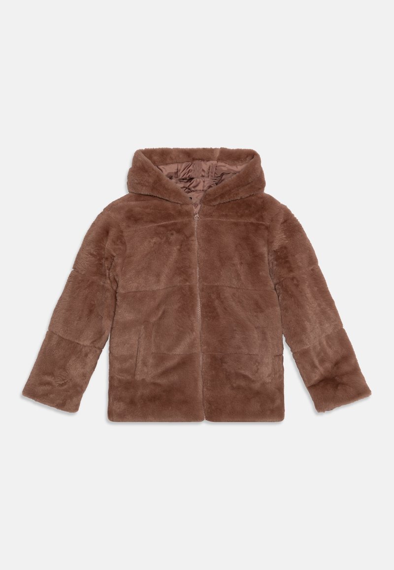 Veste à capuche en fausse fourrure marron avec manches longues et fermeture éclair frontale, posée à plat sur un fond blanc.