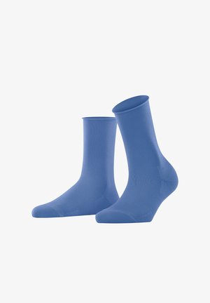 Blaue Baumwoll-Crew-Socken mit glatter Textur, verstärktem Zeh und Ferse sowie einem dehnbaren Bündchen an der Oberseite.