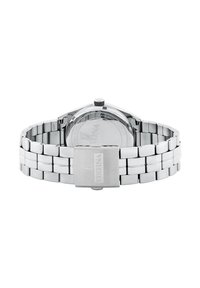 Reloj de acero inoxidable plateado con una pulsera pulida, caja redonda y un cierre cerrado que presenta una marca en relieve en la superficie.