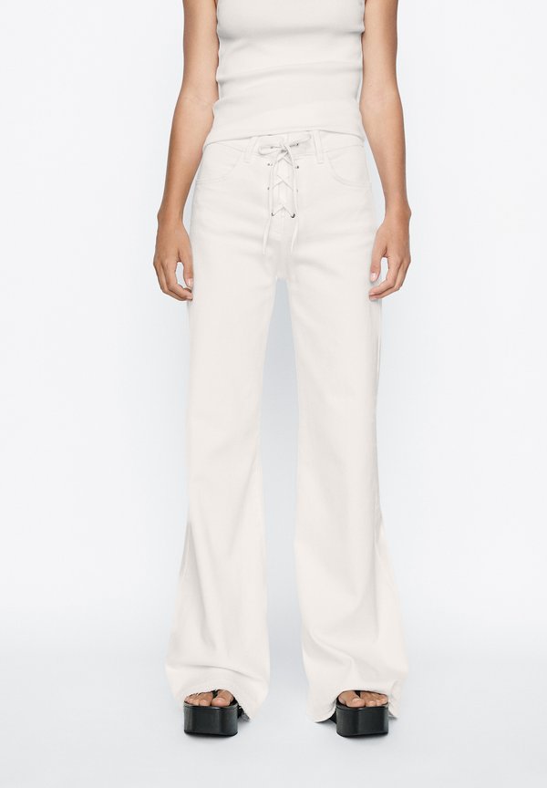 FLARE FIT WITH LACE-UP DETAIL  - Flared Jeans