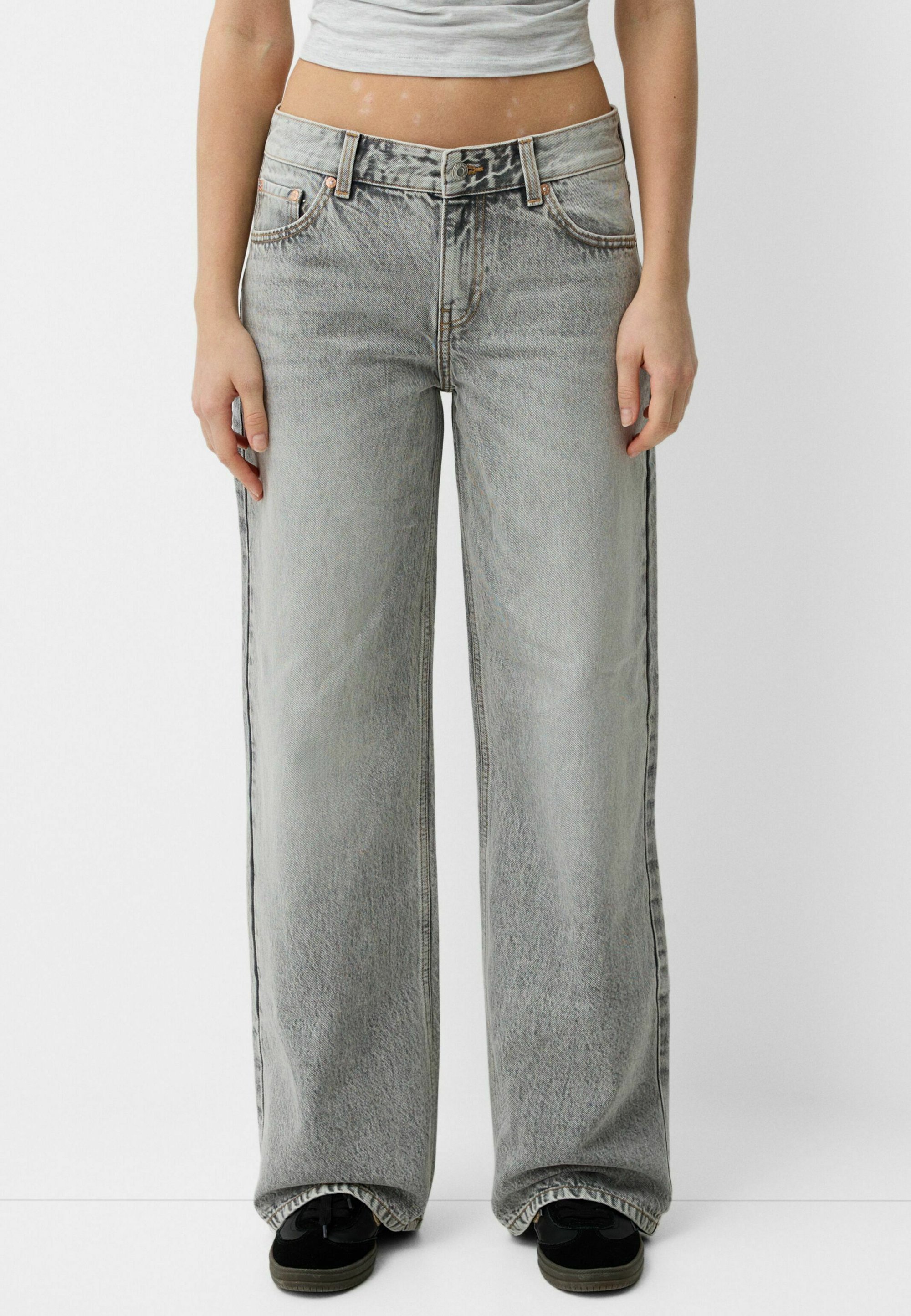 Bershka BOYFRIEND Relaxed fit jeans grey