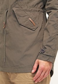 Springfield Parka - khaki