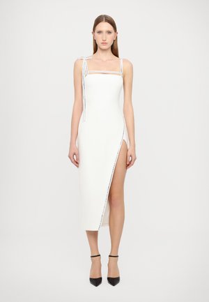 David Koma CRYSTAL TRIM DETAIL OPEN LEG DRESS - Vestido de fiesta - white/silver