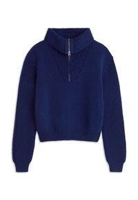 Granatowy sweter dzianinowy z wysokim żebrowanym kołnierzem, pół-rozpinanym zapięciem oraz teksturowanym wzorem na tułowiu i rękawach. Krótka długość.