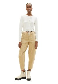 TOM TAILOR DENIM BARREL MOM - Jeans Straight Leg - brown rice
