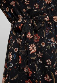 Pepe Jeans Robe longue - black