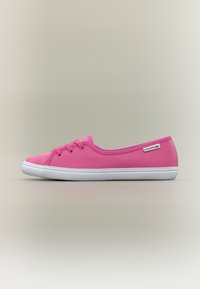 Neizvēlēts, pink/white