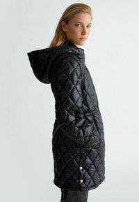 LIU JO WITH DETACHABLE SLEEVES - Cappotto invernale - black