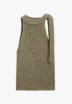 Bezruký pletený olivově zelený top s kulatým výstřihem a dlouhým úzkým ramínkem visícím z jednoho ramene.