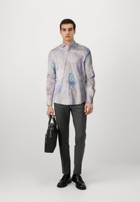 Twisted Tailor RUSSELL - Košile - mauve