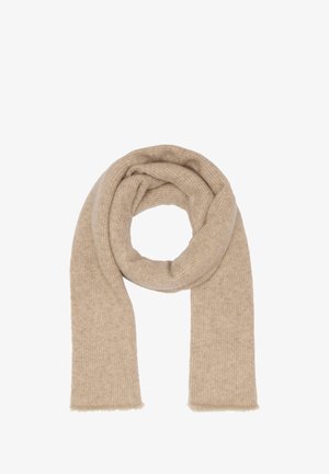 Beige geribde sjaal gemaakt van zachte wol, met rafelige randen en een lange, rechthoekige vorm, ontworpen voor warmte en comfort.