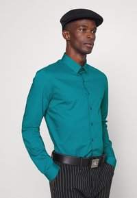 Calvin Klein Tailored LOGO STRETCH  - Camisa formal - deep lagoon