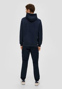 s.Oliver MIT LABEL - Kapuzenpullover - navy